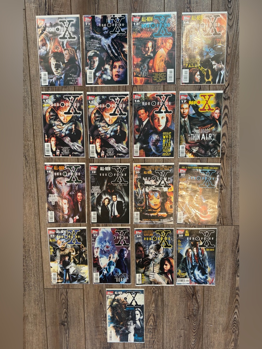 The X-Files Topps Comics Lot #11-26 17 Issues Bagged 1990s Comic Set